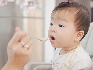 Como saber se o meu bebê come bem?