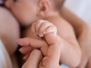 Cuidados com Recém-Nascidos Cuidados com Recém-Nascidos