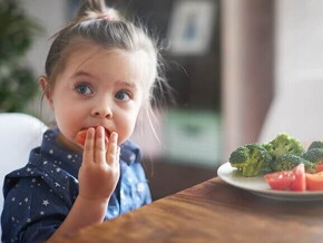Dicas para evitar que seu filho engasgue Dicas para evitar que seu filho engasgue
