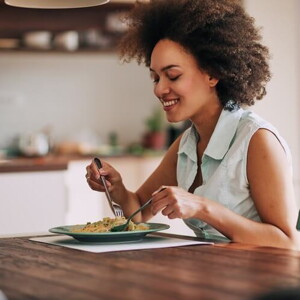 Alimentação no Pós-Parto - O Que Comer e O Que Evitar? | Patrícia Freitas em Nestlé Baby&Me