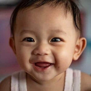 bebe sorrindo bebe sorrindo