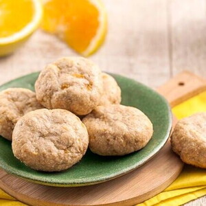 Biscoitinhos de Banana com Laranja Biscoitinhos de Banana com Laranja