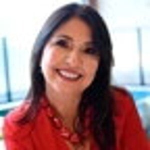 Dra. Simone Silva Ramos Dra. Simone Silva Ramos