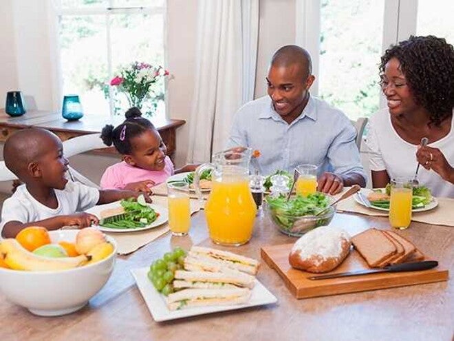 A importância de comer em família