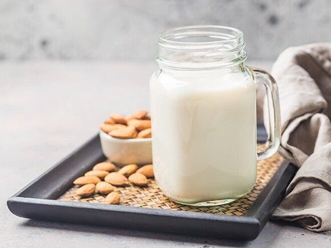 Leites vegetais ou leites orgânicos? Qual é o melhor para o meu bebê? Leites vegetais ou leites orgânicos? Qual é o melhor para o meu bebê?