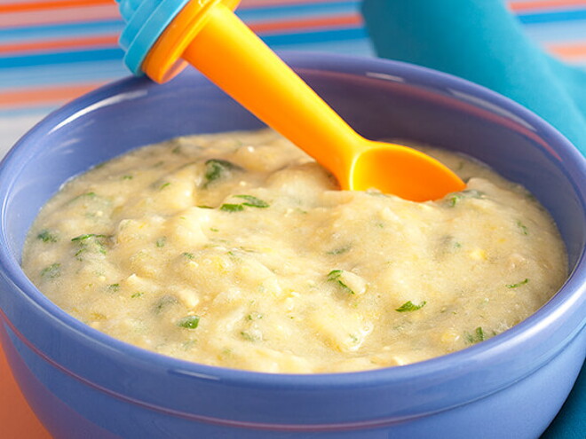 Papinha de Mandioca e Mandioquinha com Ovo e Espinafre Papinha de Mandioca e Mandioquinha com Ovo e Espinafre