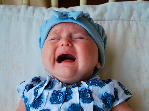 Por que o recém-nascido ou lactente chora