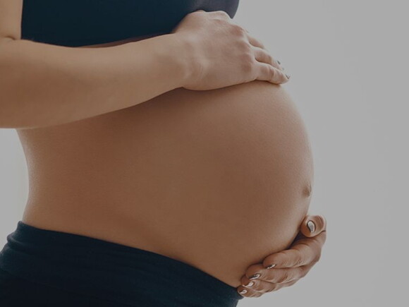 Barriga de mulher grávida 